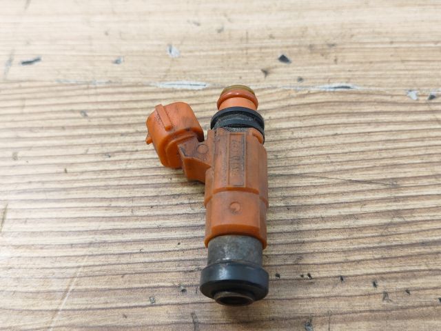 bontott MITSUBISHI LANCER Porlasztó (1 db)