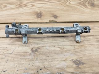 bontott MITSUBISHI LANCER Porlasztó Sor / Híd