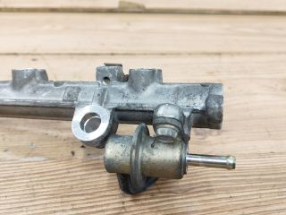 bontott MITSUBISHI LANCER Porlasztó Sor / Híd