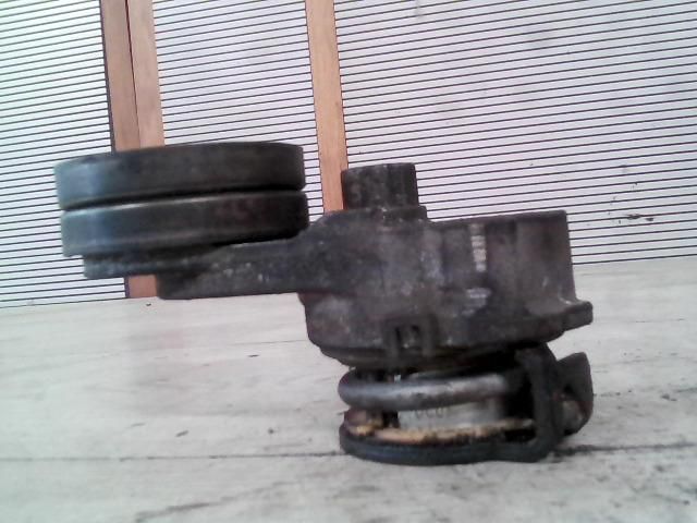 bontott MITSUBISHI LANCER Szíjfeszítő Görgő