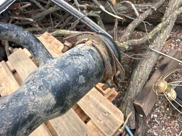 bontott MITSUBISHI LANCER Tankbetöltő Cső (Fém)