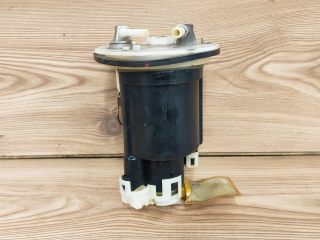 bontott MITSUBISHI LANCER Üzemanyag Szivattyú