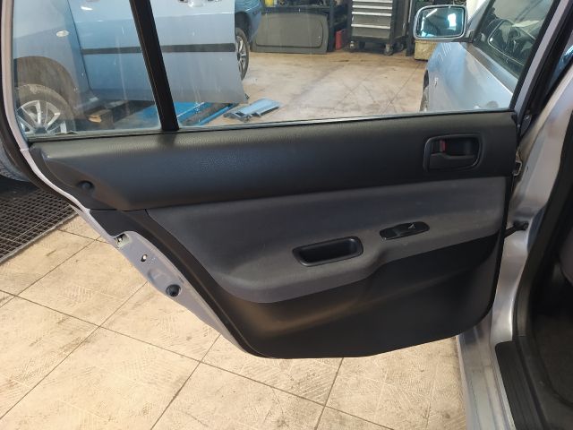 bontott MITSUBISHI LANCER Üzemanyag Szivattyú