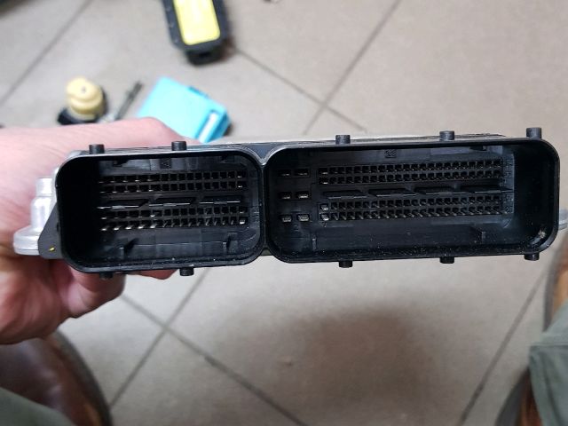 bontott MITSUBISHI LANCER Motorvezérlő