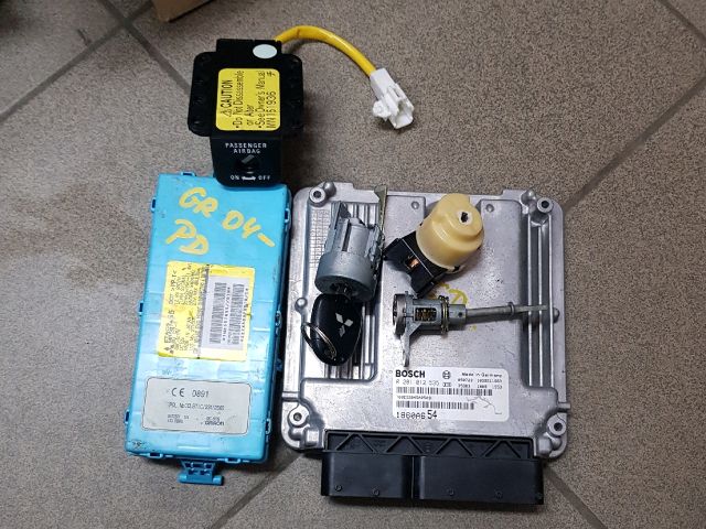 bontott MITSUBISHI LANCER Motorvezérlő