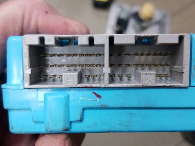 bontott MITSUBISHI LANCER Motorvezérlő