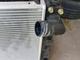 bontott MITSUBISHI LANCER Vízhűtő Radiátor (Klímás)