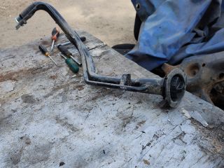 bontott MITSUBISHI LANCER Tankbetöltő Cső (Fém)