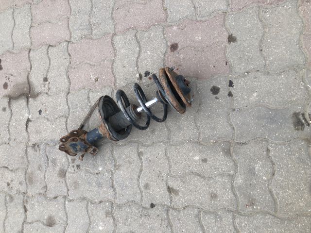 bontott MITSUBISHI LANCER Bal első Gólyaláb (Lengécsillapító, Rugó)