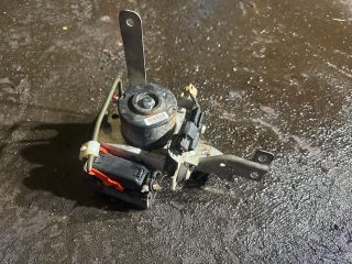 bontott MITSUBISHI LANCER ABS Kocka