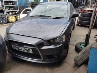 bontott MITSUBISHI LANCER Bal első Lengőkar