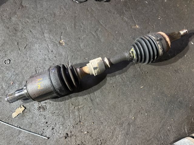 bontott MITSUBISHI LANCER Bal Féltengely