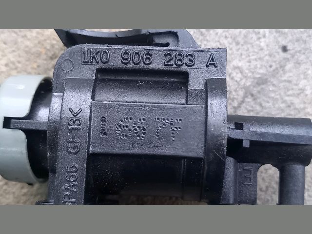 bontott MITSUBISHI LANCER EGR / AGR Vákum Szelep