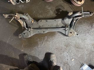 bontott MITSUBISHI LANCER Első Bölcső