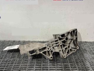 bontott MITSUBISHI LANCER Generátor Tartó Bak