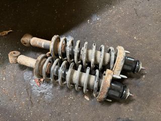 bontott MITSUBISHI LANCER Hátsó Rugó Pár