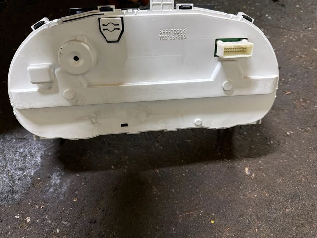 bontott MITSUBISHI LANCER Kilométeróra