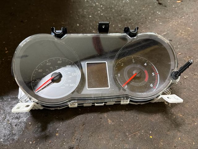 bontott MITSUBISHI LANCER Kilométeróra