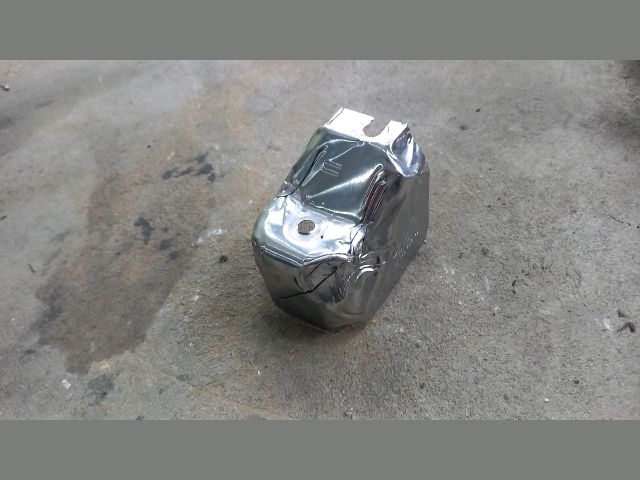 bontott MITSUBISHI LANCER Leömlő Hővédő Lemez