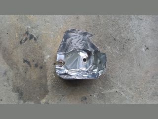 bontott MITSUBISHI LANCER Leömlő Hővédő Lemez