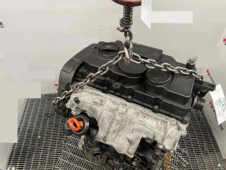 bontott MITSUBISHI LANCER Motor (Fűzött blokk hengerfejjel)