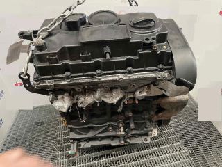 bontott MITSUBISHI LANCER Motor (Fűzött blokk hengerfejjel)