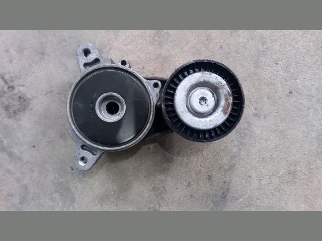 bontott MITSUBISHI LANCER Szíjfeszítő Görgő