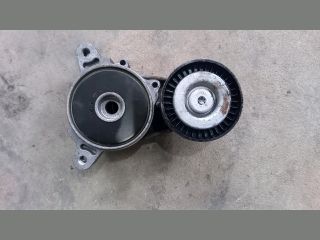 bontott MITSUBISHI LANCER Szíjfeszítő Görgő