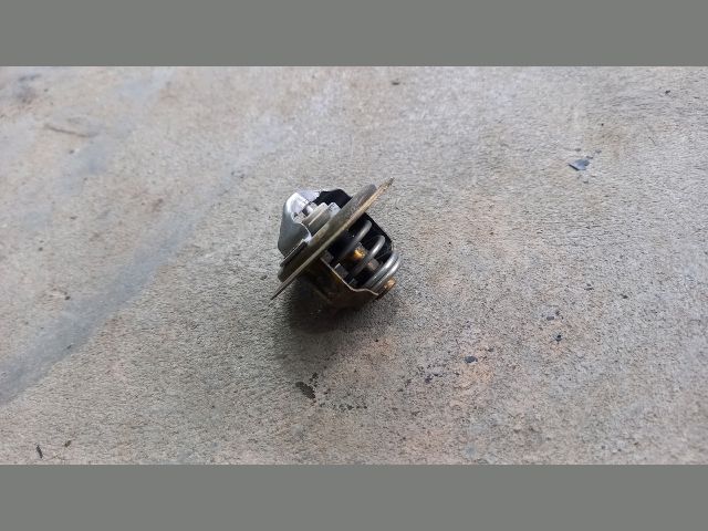 bontott MITSUBISHI LANCER Termosztát