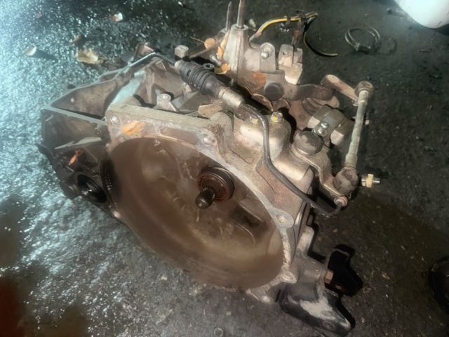 bontott MITSUBISHI LANCER Váltó (Mechanikus)