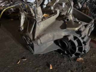 bontott MITSUBISHI LANCER Váltó (Mechanikus)