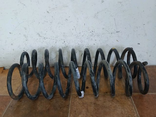 bontott MITSUBISHI LANCER Hátsó Rugó Pár