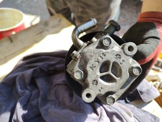 bontott MITSUBISHI LANCER Kormányszervó Motor (Hidraulikus)