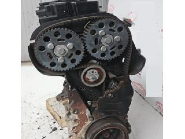 bontott MITSUBISHI LANCER Motor (Fűzött blokk hengerfejjel)