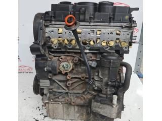 bontott MITSUBISHI LANCER Motor (Fűzött blokk hengerfejjel)