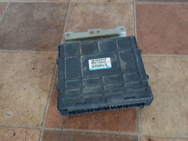 bontott MITSUBISHI LANCER Motorvezérlő