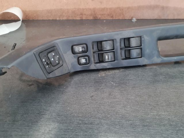 bontott MITSUBISHI LANCER Ablakemelő Kapcsoló Négyes / Kettes