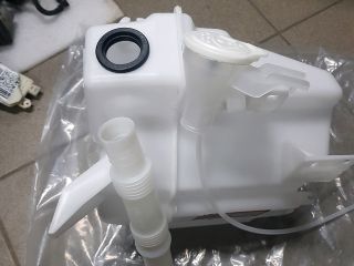 bontott MITSUBISHI LANCER Ablakmosó Tartály