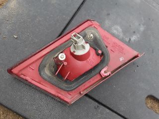 bontott MITSUBISHI LANCER Bal Belső Hátsó Lámpa