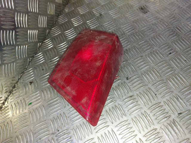 bontott MITSUBISHI LANCER Bal Belső Hátsó Lámpa