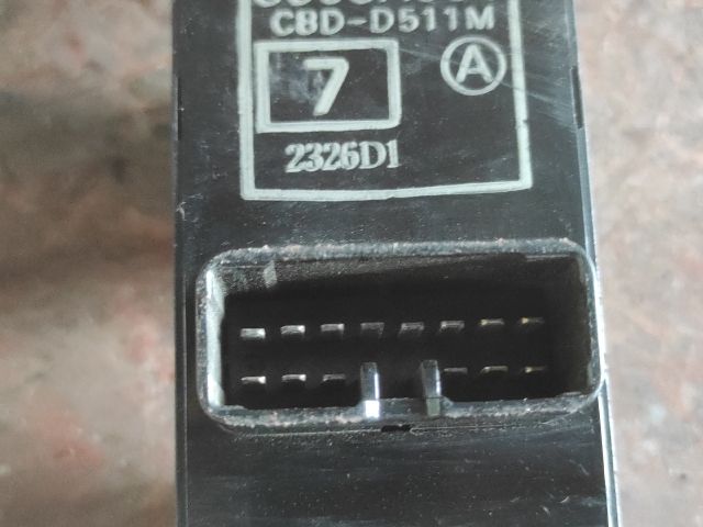 bontott MITSUBISHI LANCER Bal első Ablakemelő Kapcsoló