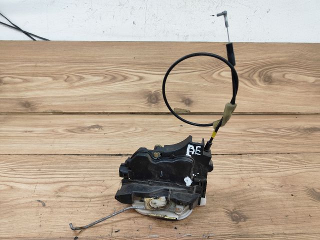 bontott MITSUBISHI LANCER Bal első Ajtózár