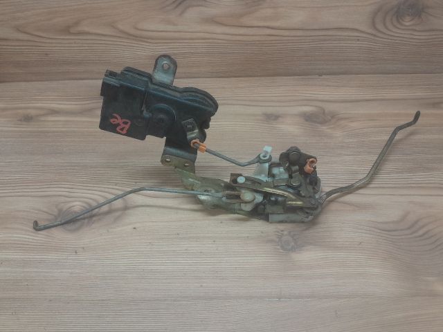 bontott MITSUBISHI LANCER Bal első Ajtózár