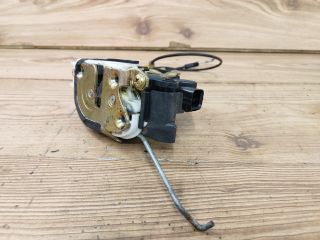 bontott MITSUBISHI LANCER Bal első Ajtózár