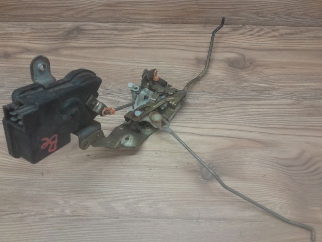 bontott MITSUBISHI LANCER Bal első Ajtózár