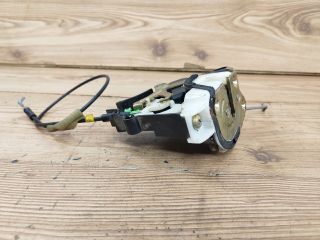 bontott MITSUBISHI LANCER Bal első Ajtózár