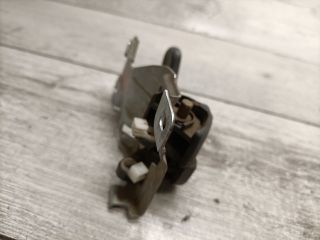 bontott MITSUBISHI LANCER Bal első Belső Kilincs