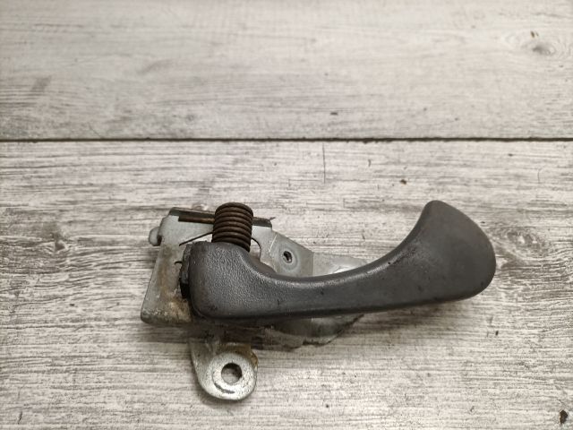 bontott MITSUBISHI LANCER Bal első Belső Kilincs