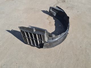 bontott MITSUBISHI LANCER Bal első Dobbetét (Kerékjárati, Műanyag)