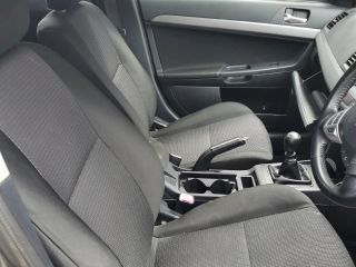 bontott MITSUBISHI LANCER Bal első Felső Zsanér
